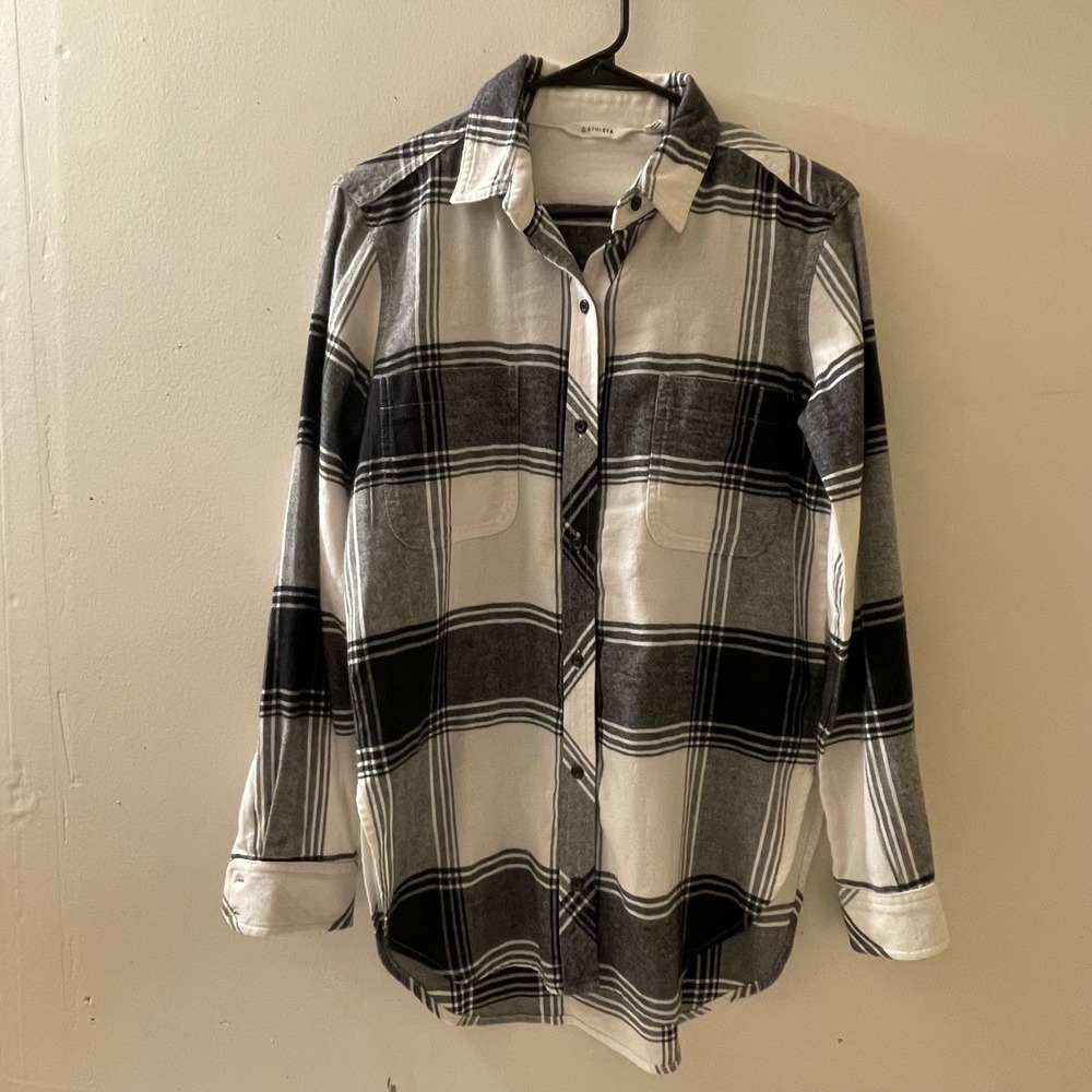 Athleta Black & White Plaid Button-Down Shirt